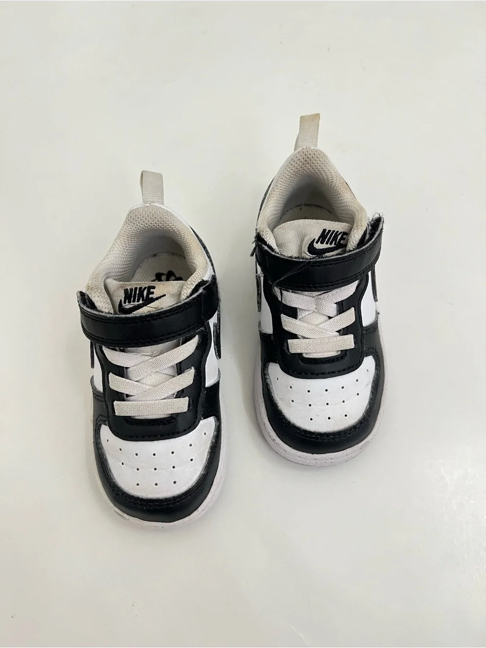 Nike Court Borough PLAY CONDITION Toddler Black & White Low-Top Sneaker Size 6C